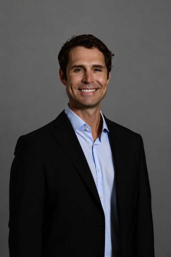 David Mudge Jr, Senior Associate with the Mudge Team